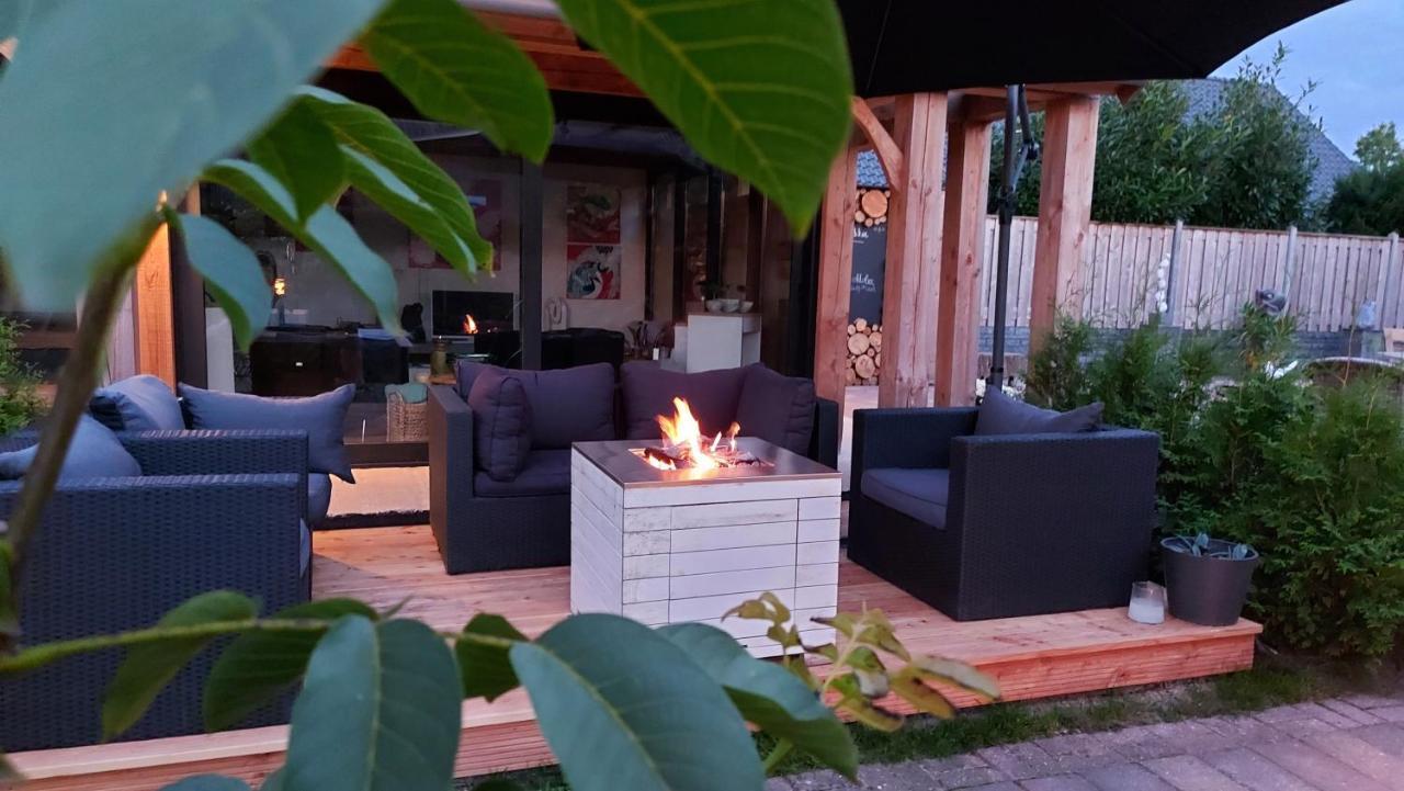 B&B Bij Vincent Nieuw-Amsterdam Εξωτερικό φωτογραφία